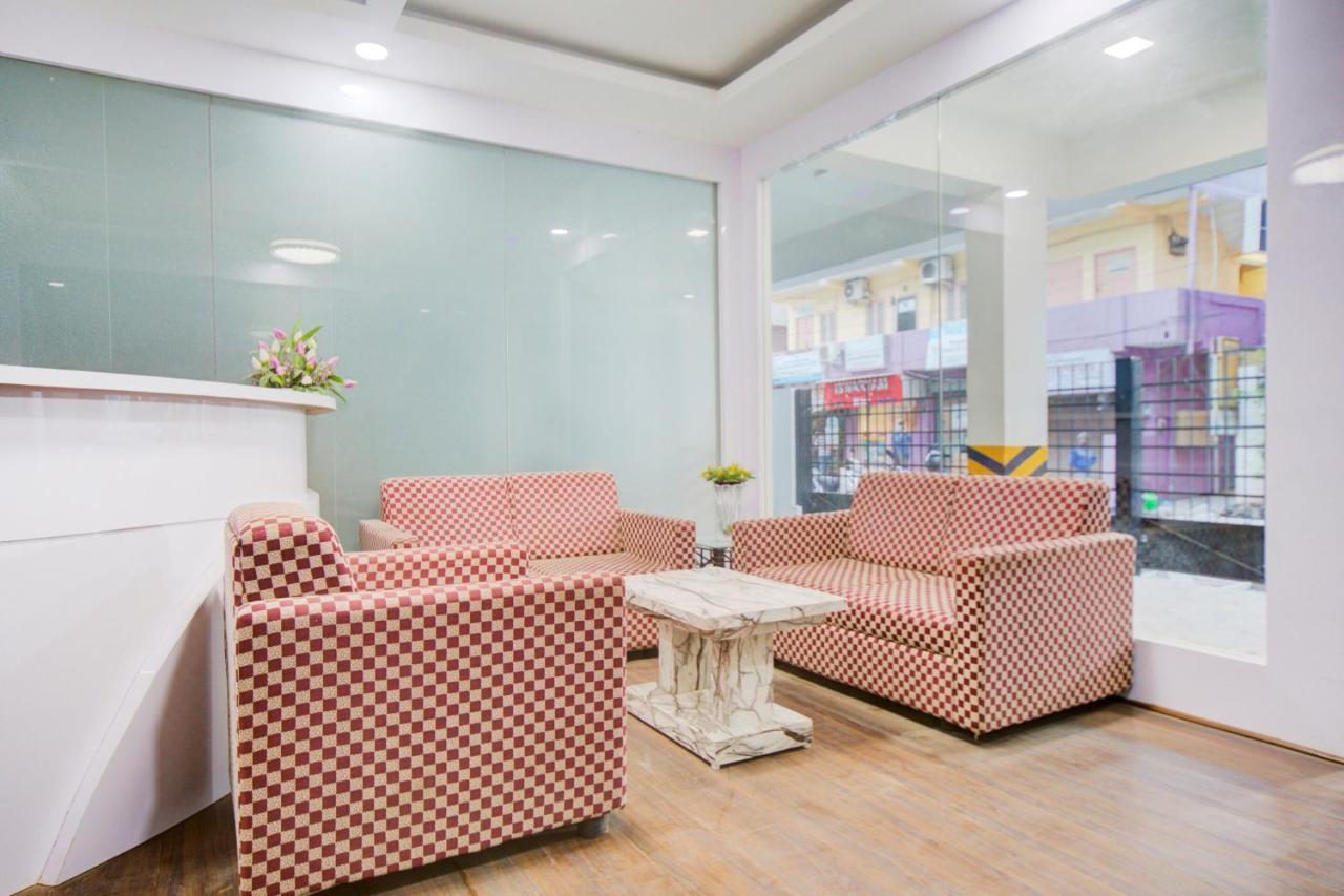 首都o 75820 T纳加尔马德拉斯地铁俱乐部酒店 钦奈 外观 照片